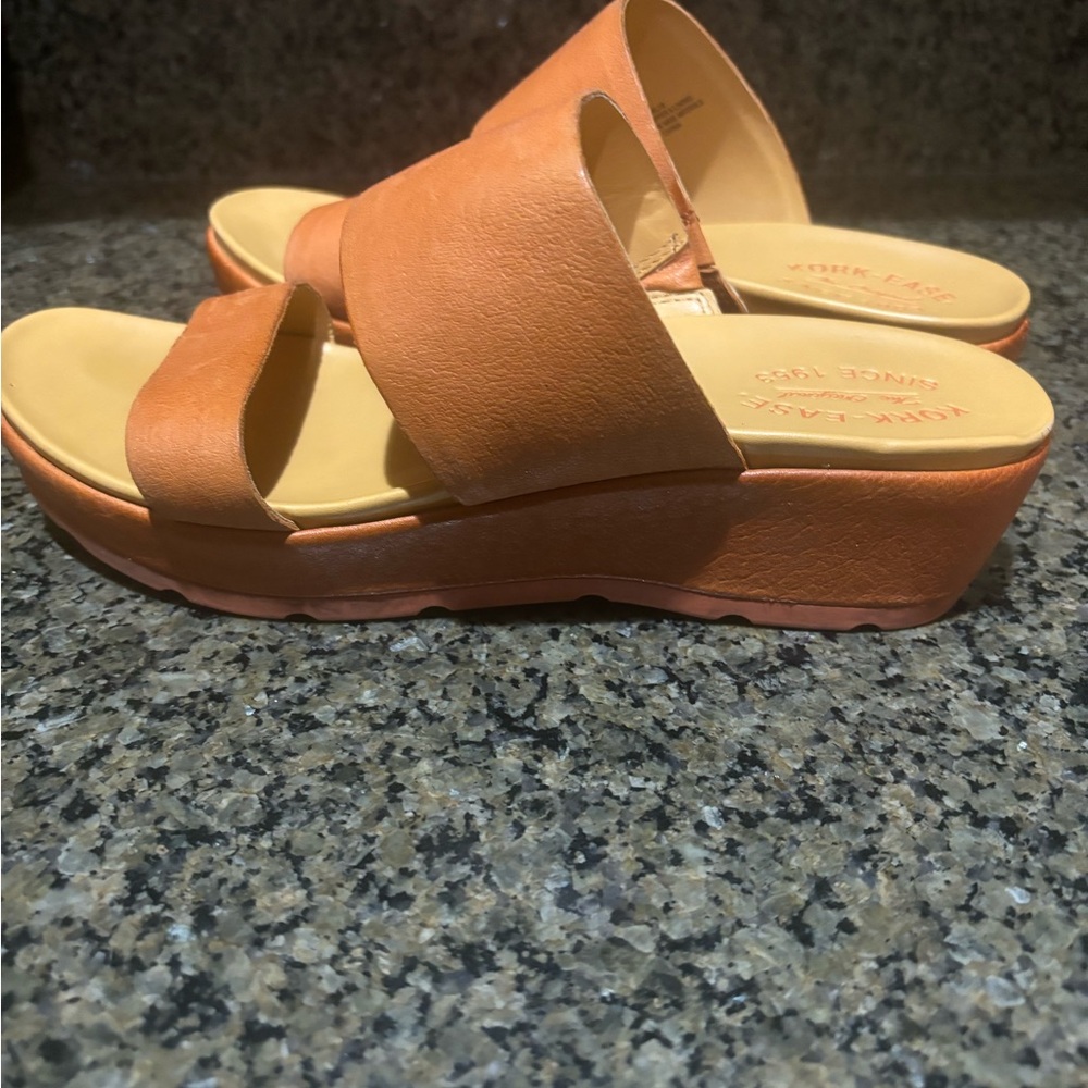 Kork-Ease Orange Platform Sandals - Picture 2 of 8